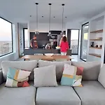 فيلة Tabaiba En Con Piscina لاجاريس